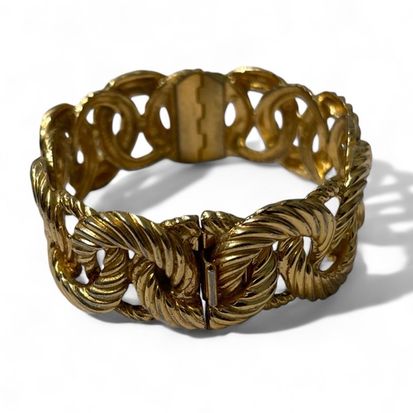 ❤️ Vintage Napier Gold Tone ‘Regency’ Circle Link Bracelet - Picture 2 of 5